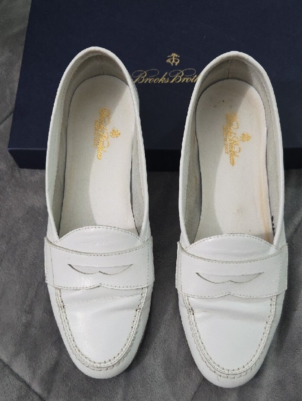 Brooks Brothers White Women’s Penny Loafers